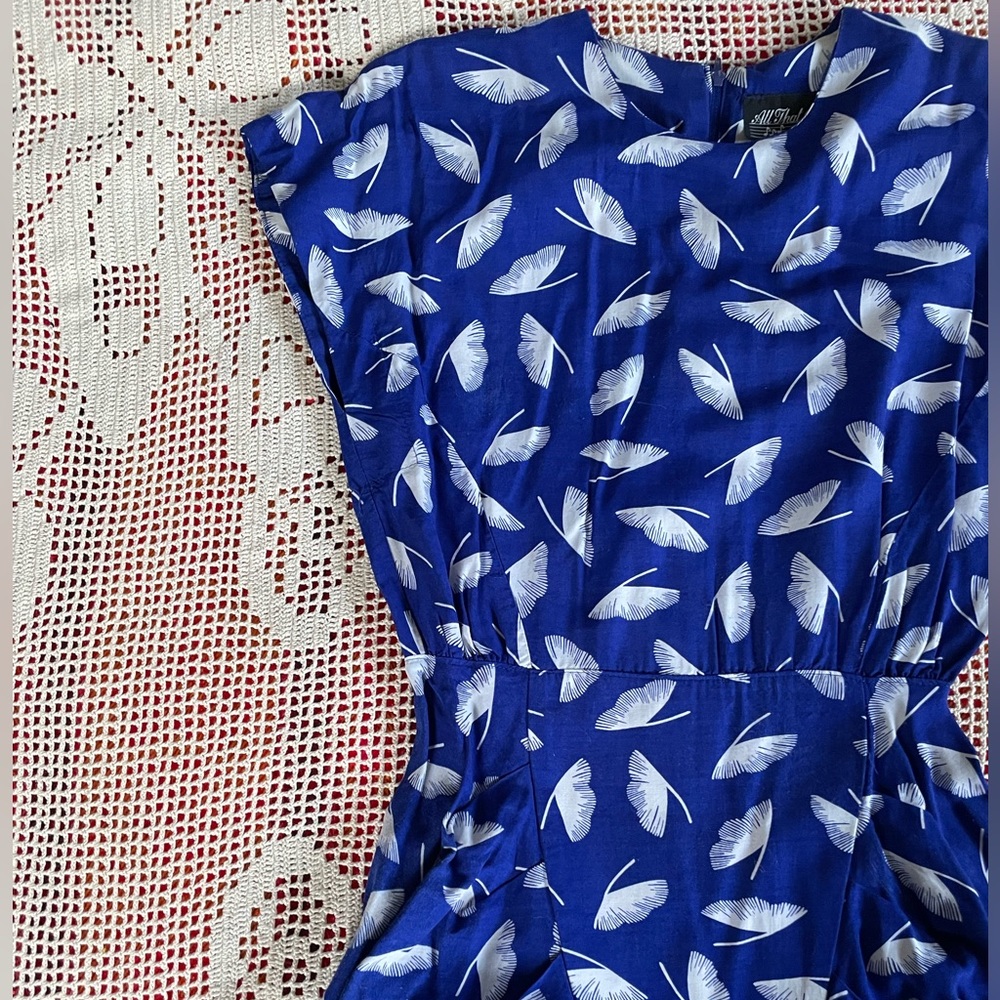 Vintage 80’s Peplum Wiggle Dress w Gingko Leaf Print